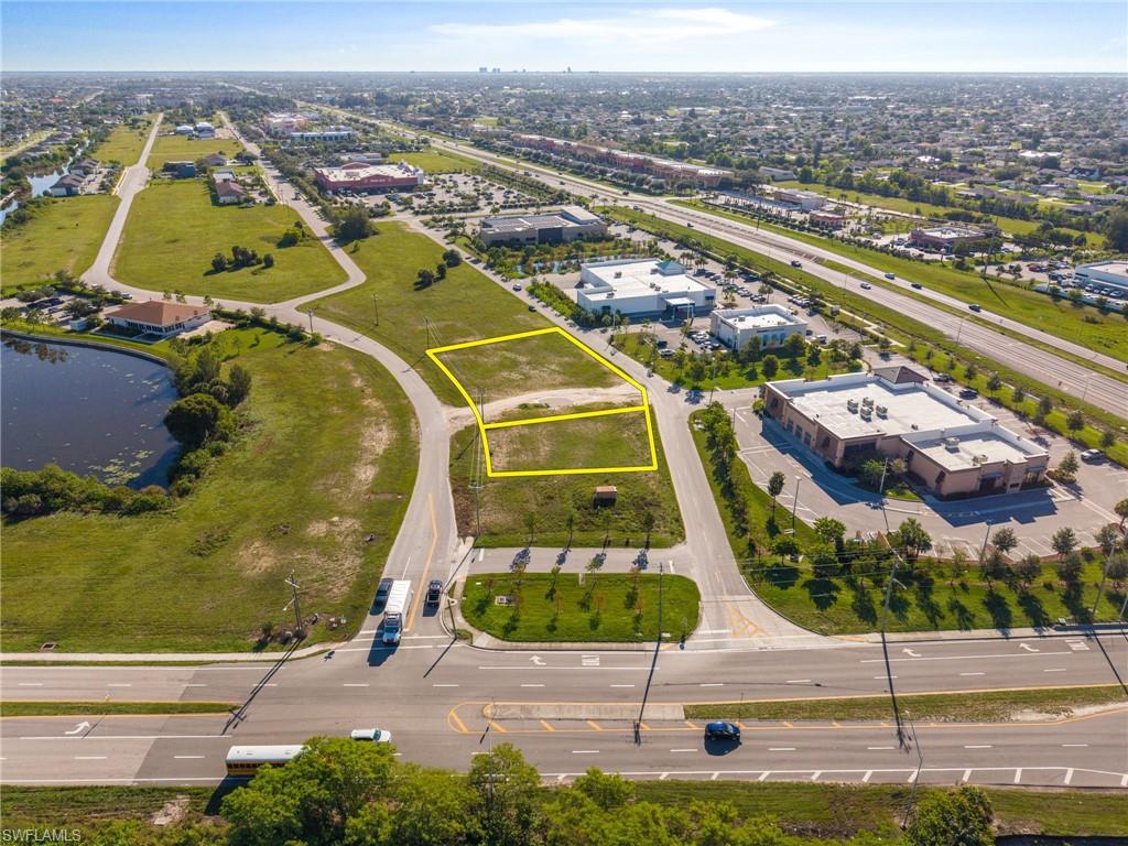 CAPE CORAL - Land