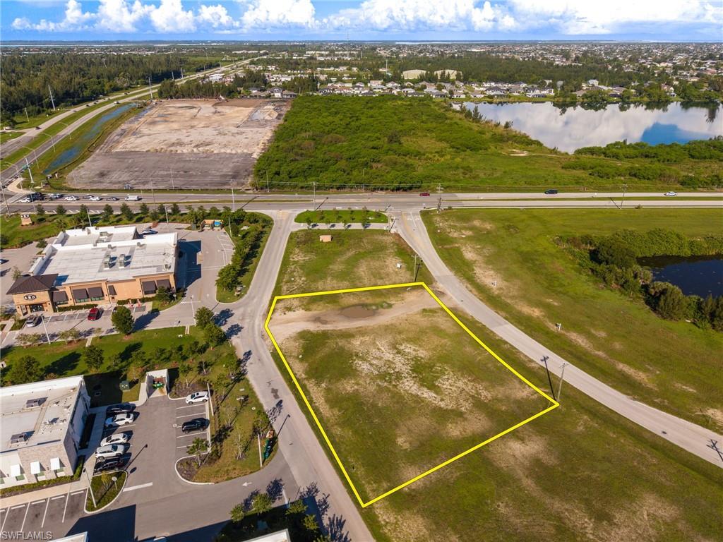 CAPE CORAL - Land