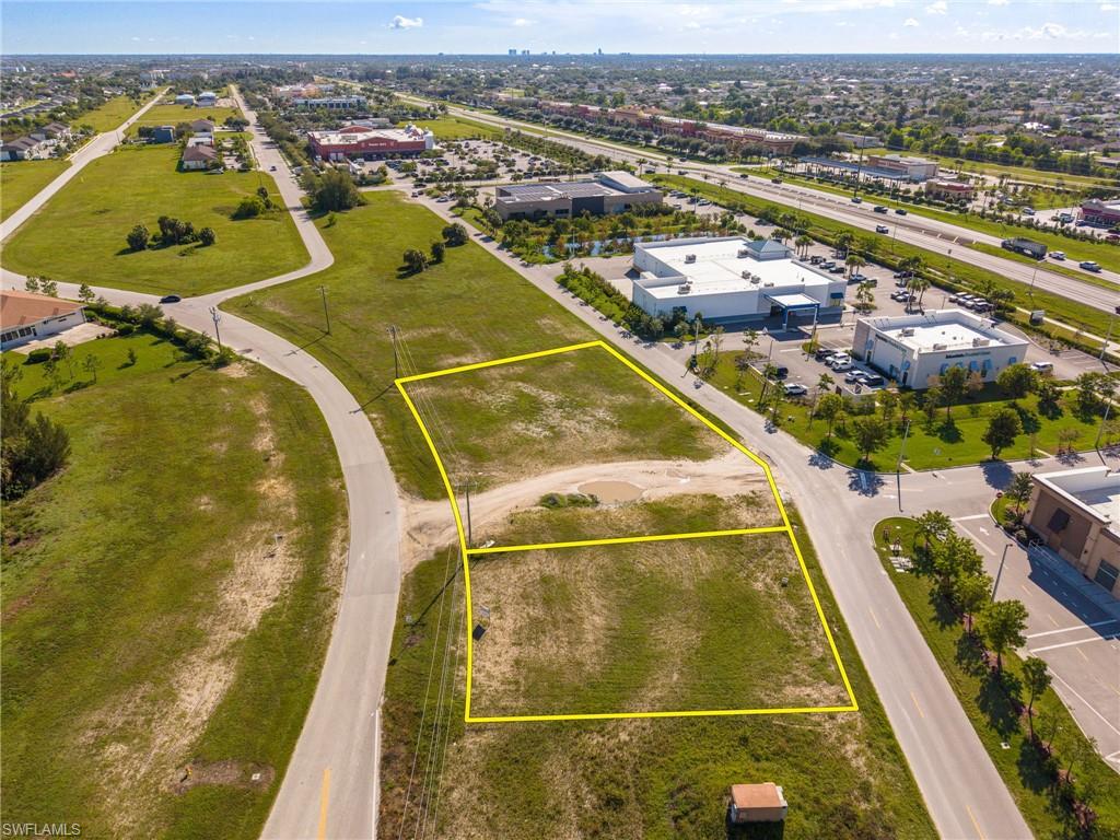 CAPE CORAL - Land