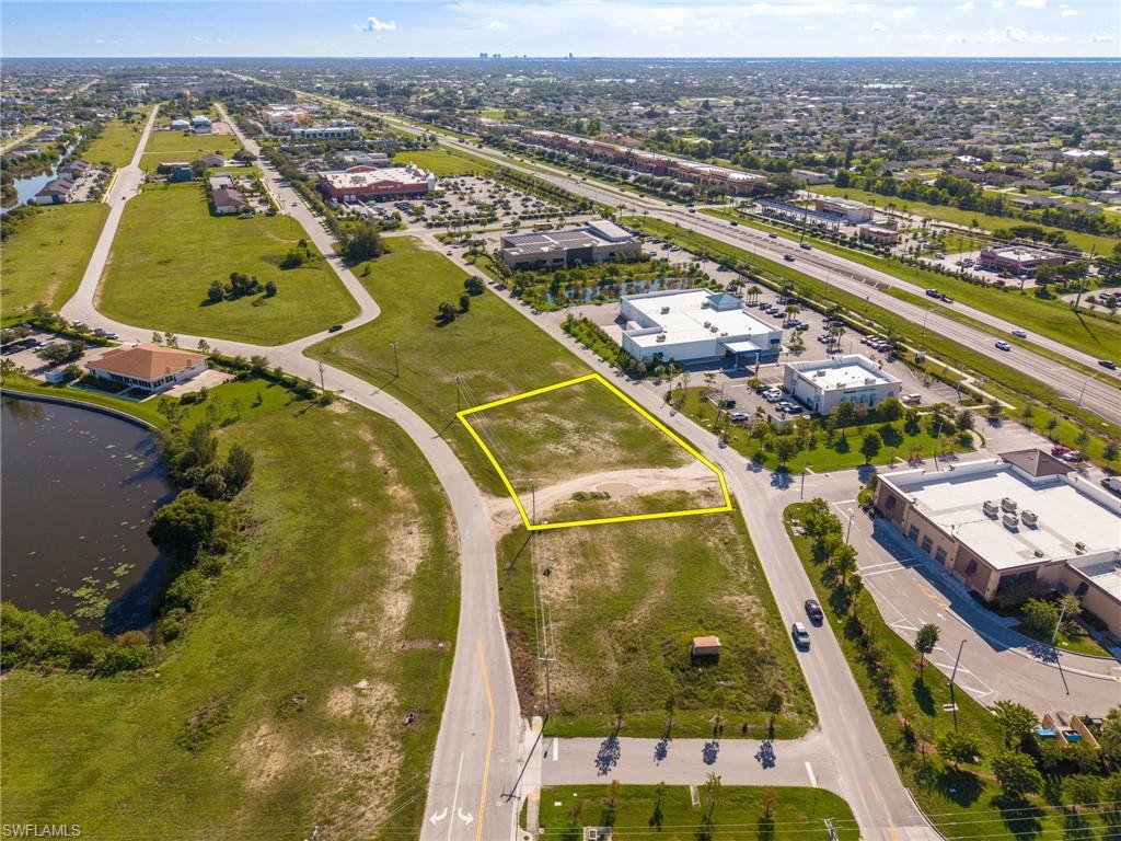 CAPE CORAL - Land