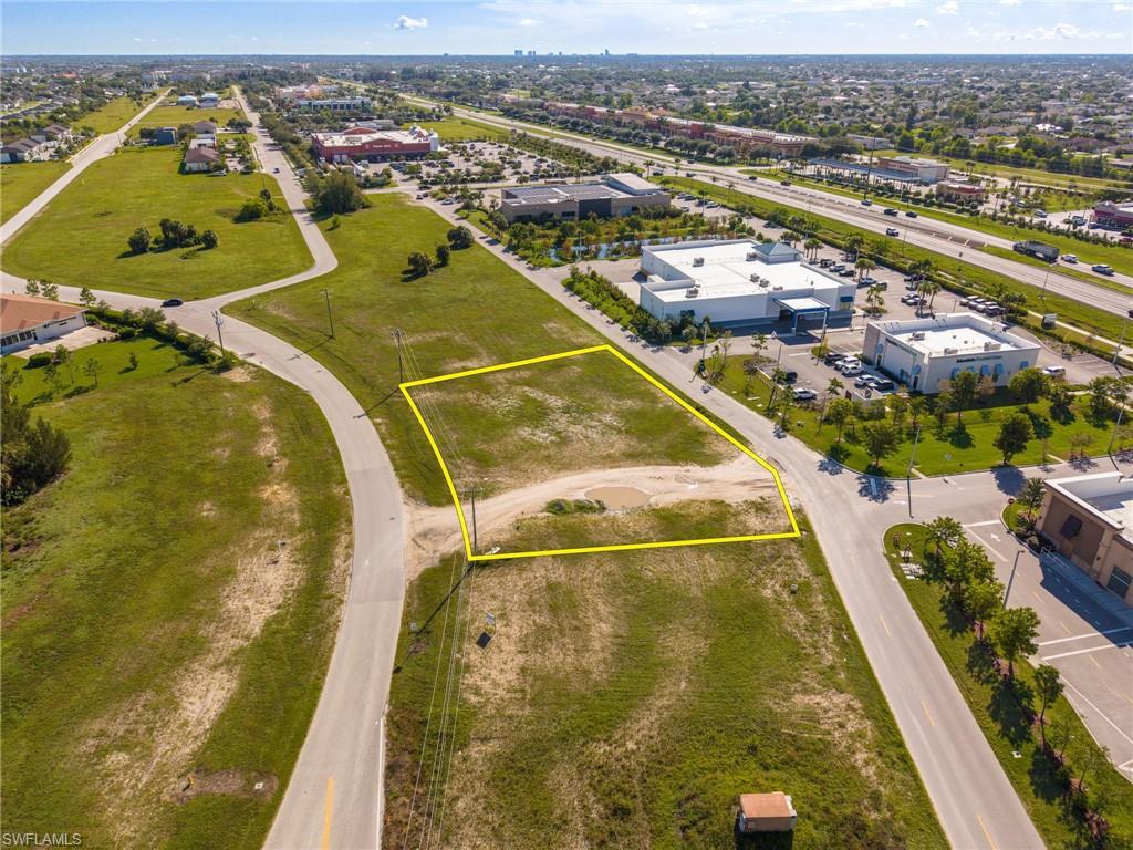 CAPE CORAL - Land