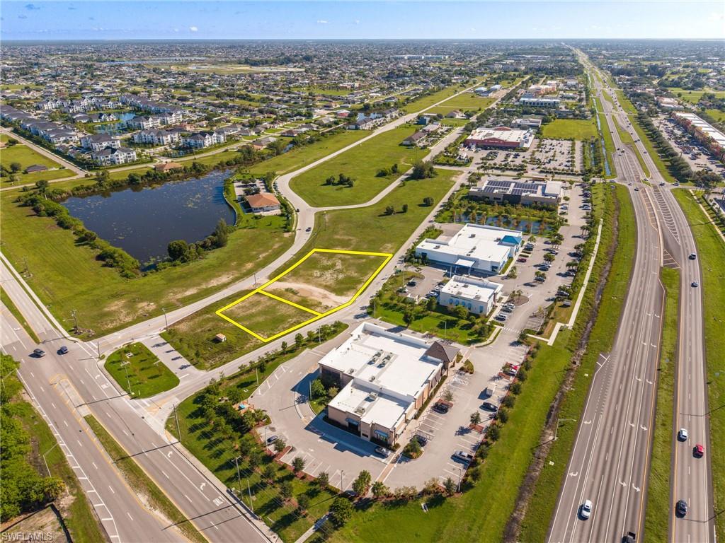 CAPE CORAL - Land