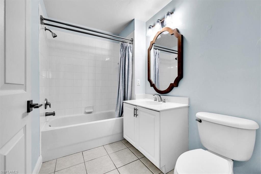 ISLES OF PORTO VISTA - Residential