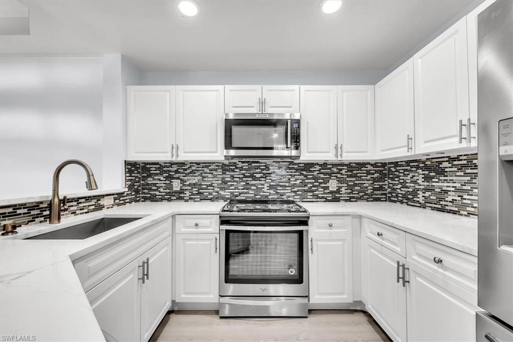 ISLES OF PORTO VISTA - Residential