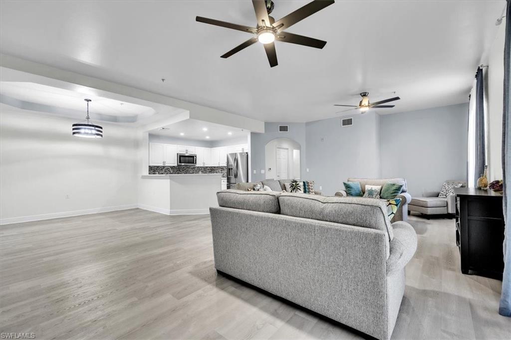 ISLES OF PORTO VISTA - Residential