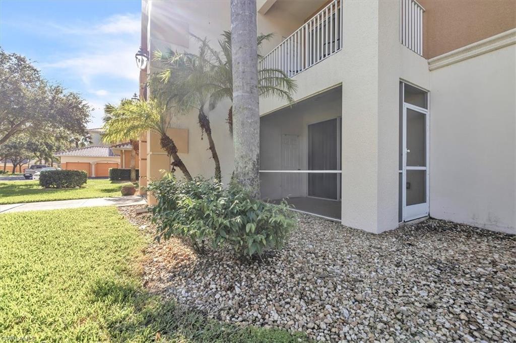 ISLES OF PORTO VISTA - Residential
