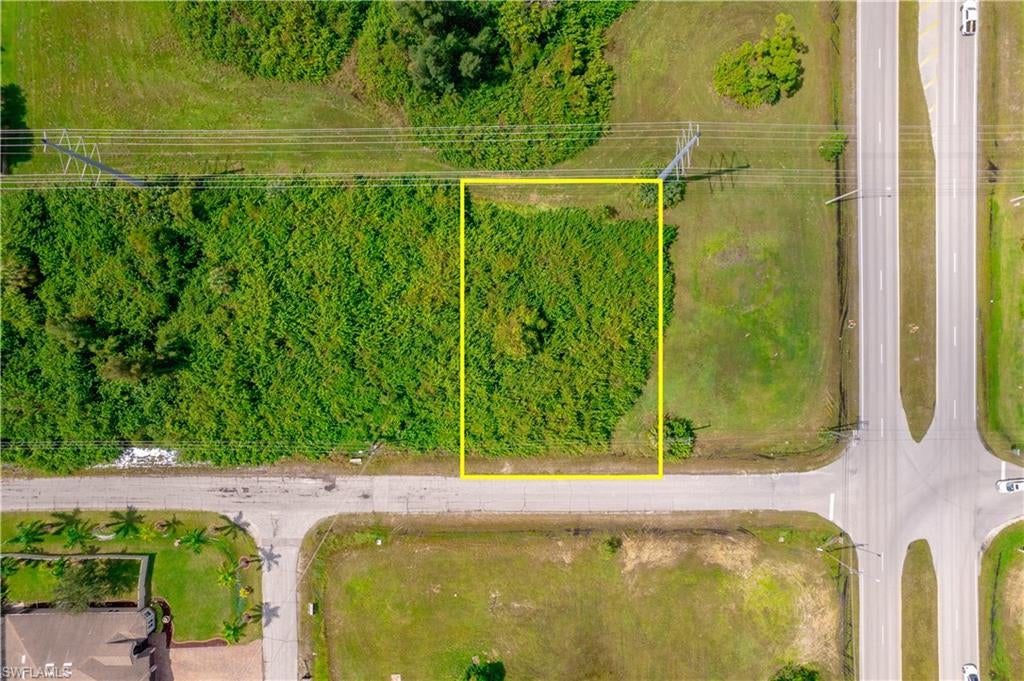 CAPE CORAL - Land