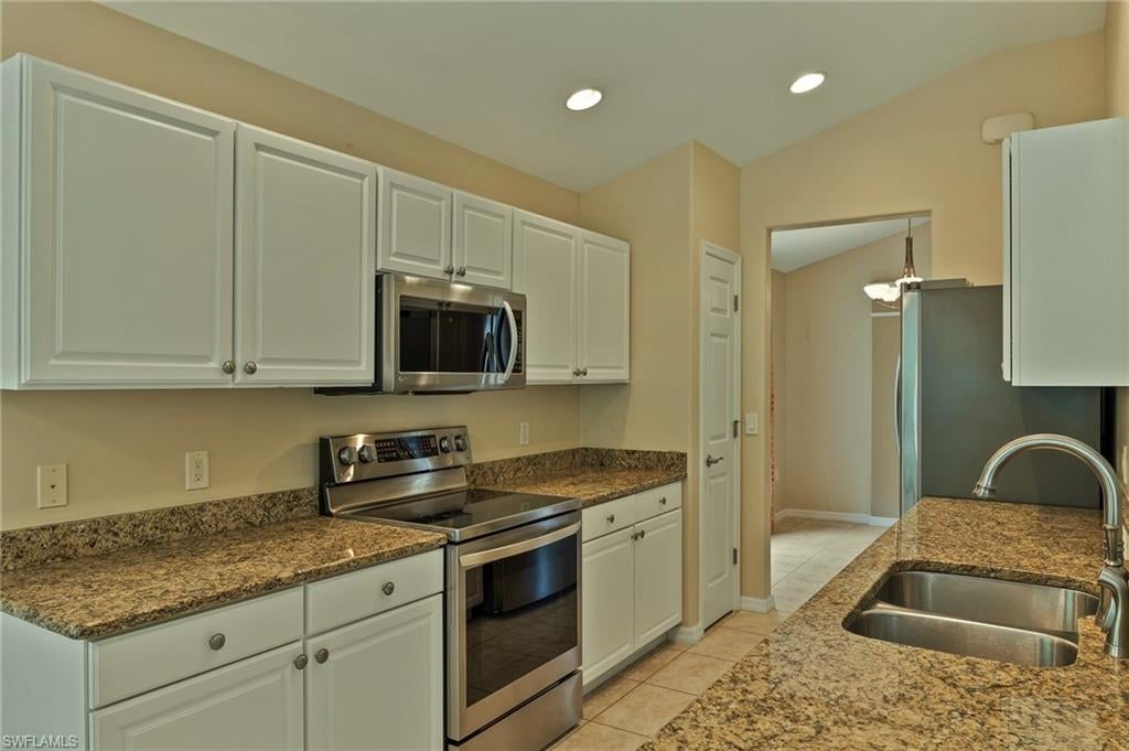 CYPRESS COVE - Residential