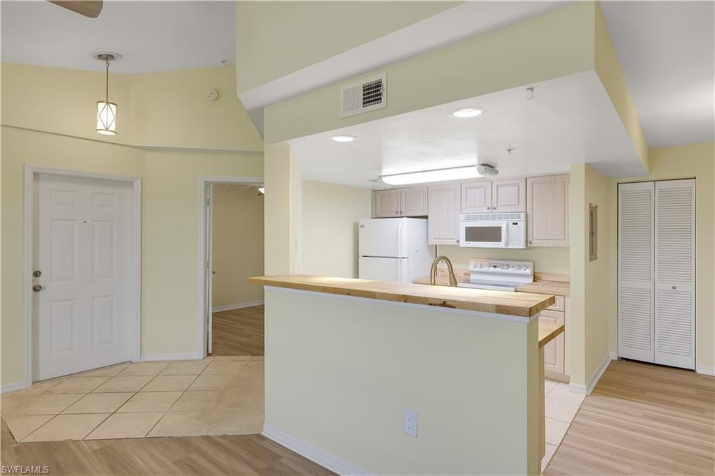CORAL COVE - Residential