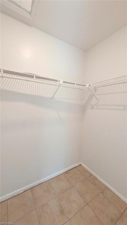 LEXINGTON CONDO - Residential