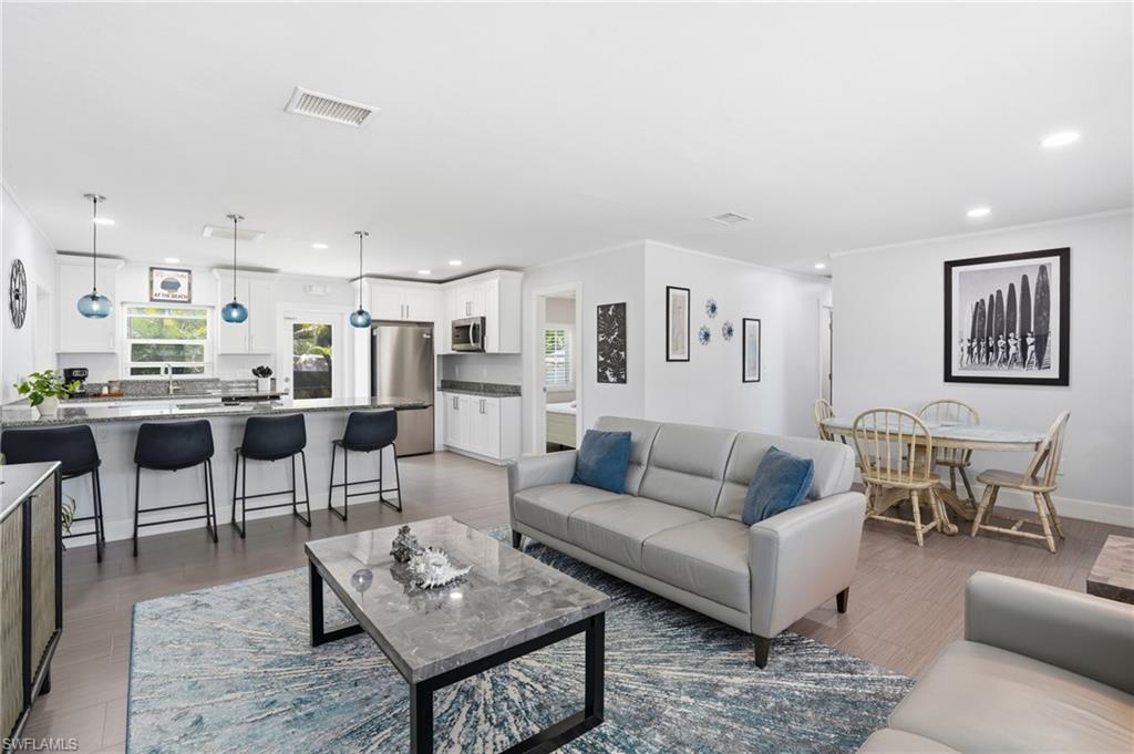 BEACH ESTATES - Residential