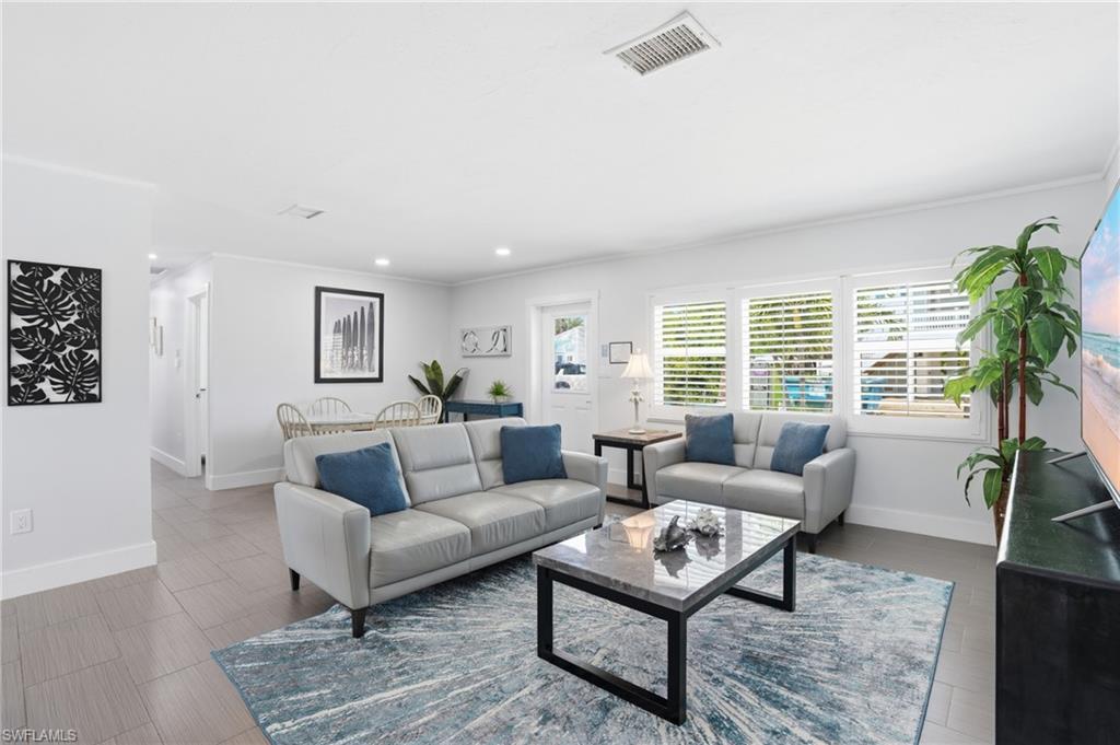 BEACH ESTATES - Residential