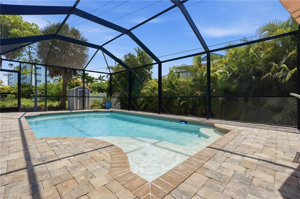 BEACH ESTATES - Residential
