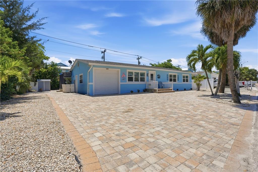 BEACH ESTATES - Residential