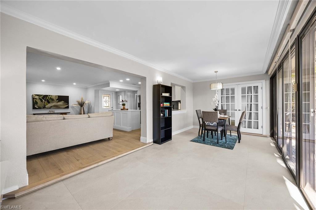 LAKEWOOD VILLAS - Residential