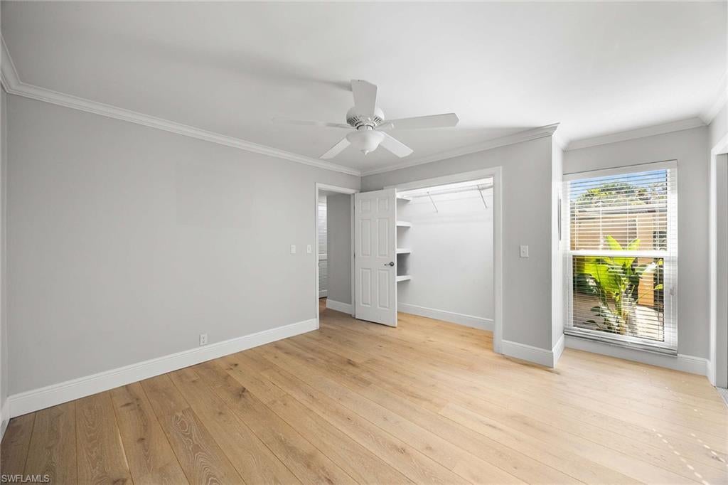 LAKEWOOD VILLAS - Residential