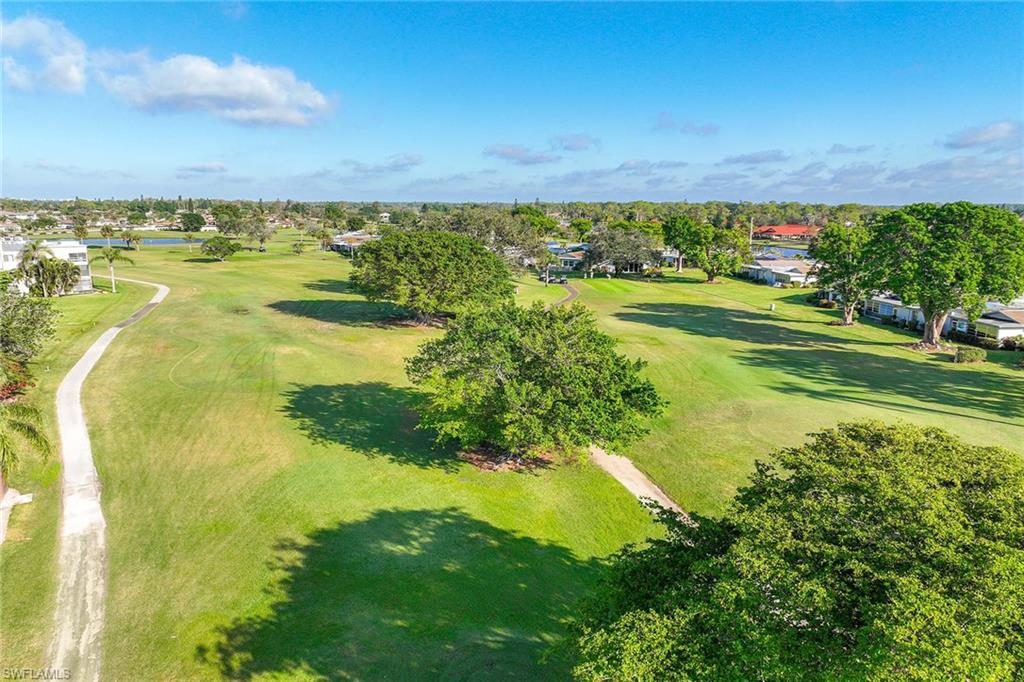 LAKEWOOD VILLAS - Residential