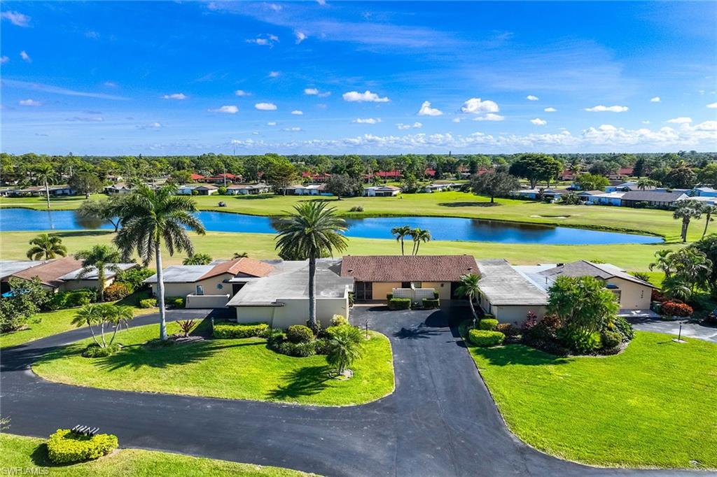 LAKEWOOD VILLAS - Residential