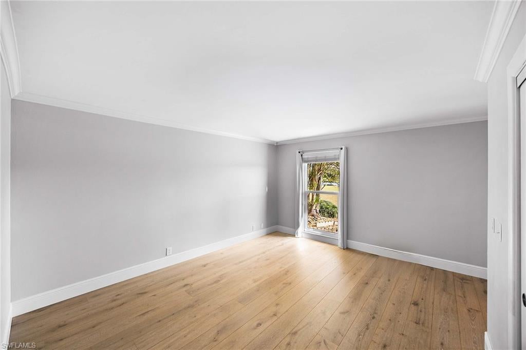 LAKEWOOD VILLAS - Residential