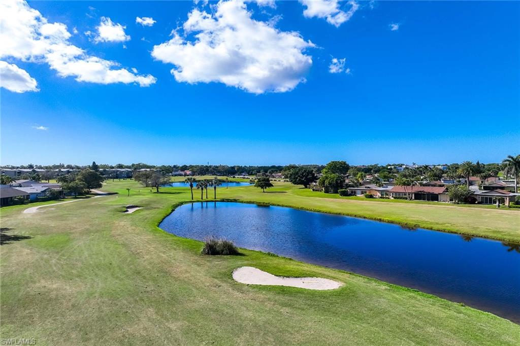 LAKEWOOD VILLAS - Residential