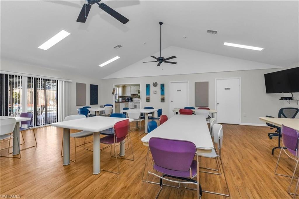PORT CHARLOTTE - Residential