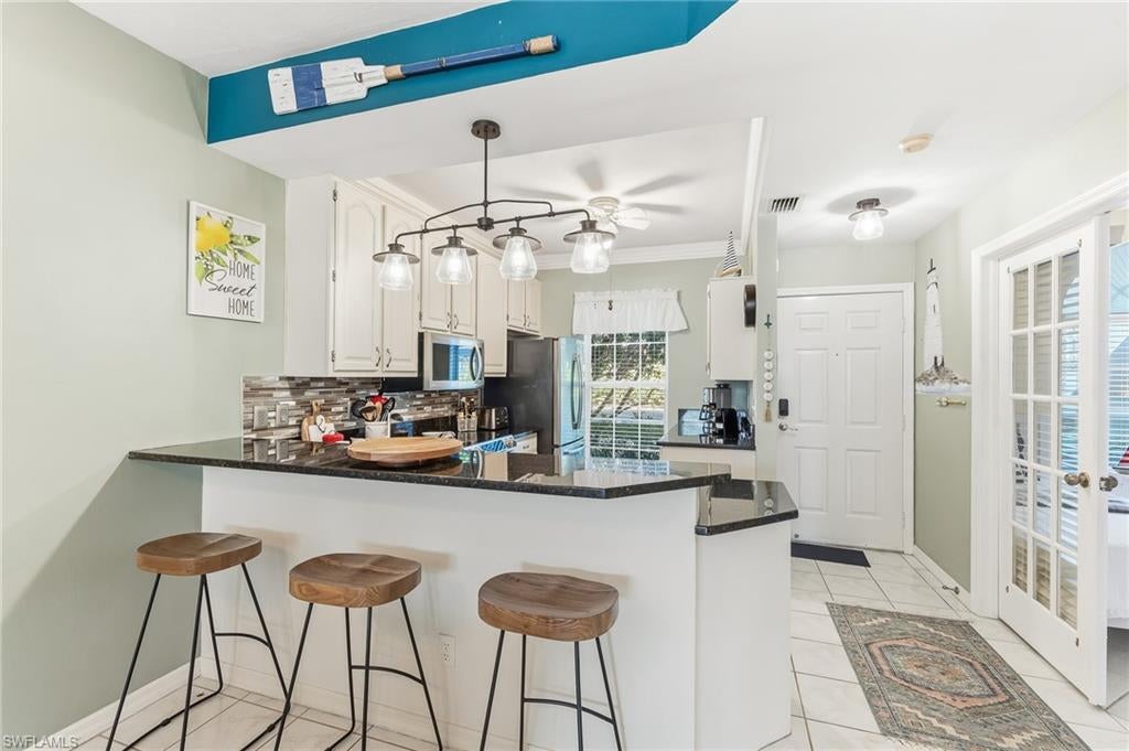 TWELVE OAKS - Residential Lease