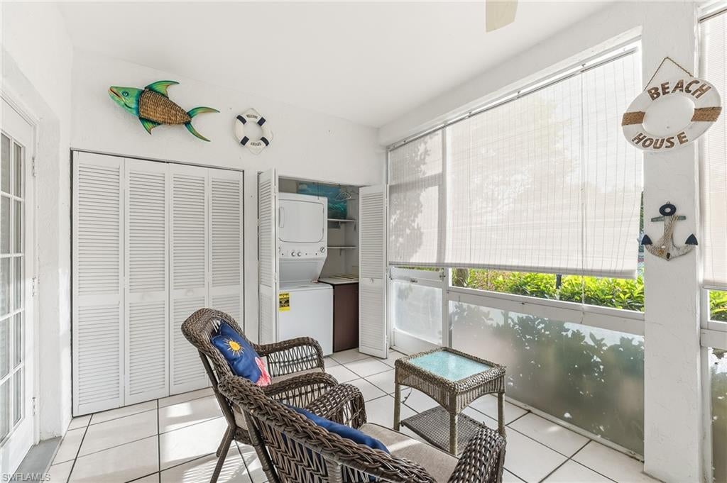 TWELVE OAKS - Residential Lease