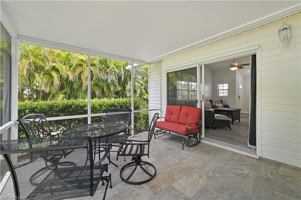 SIESTA PINES - Residential Income