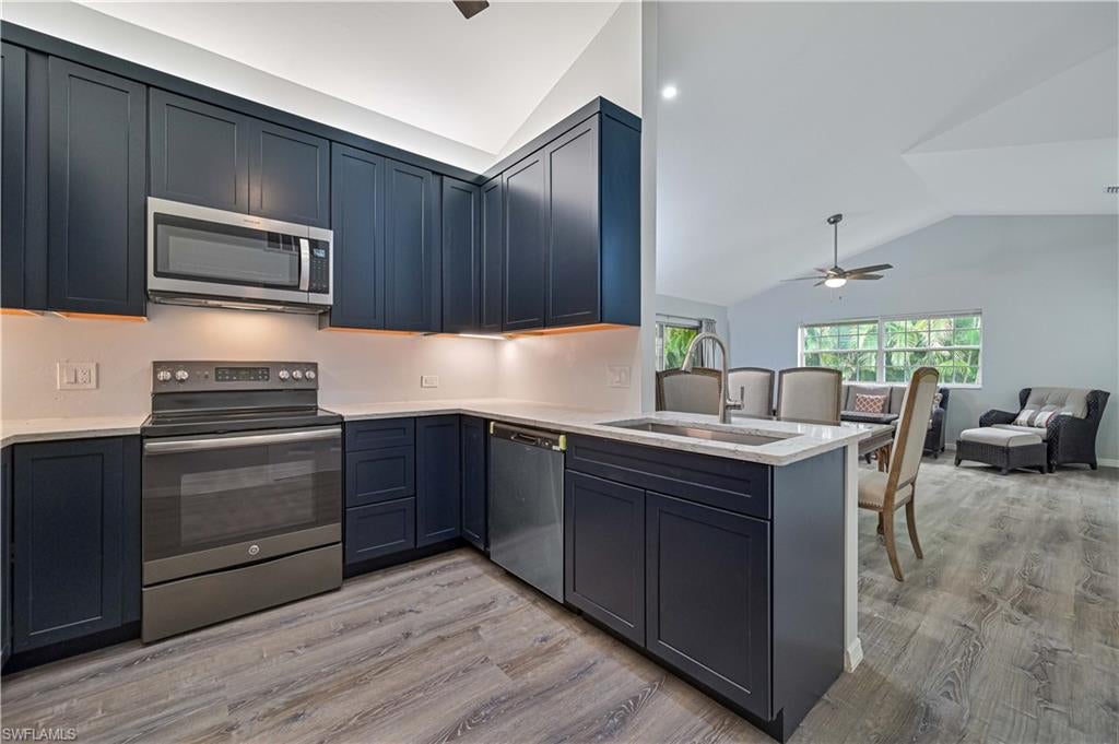 SIESTA PINES - Residential Income