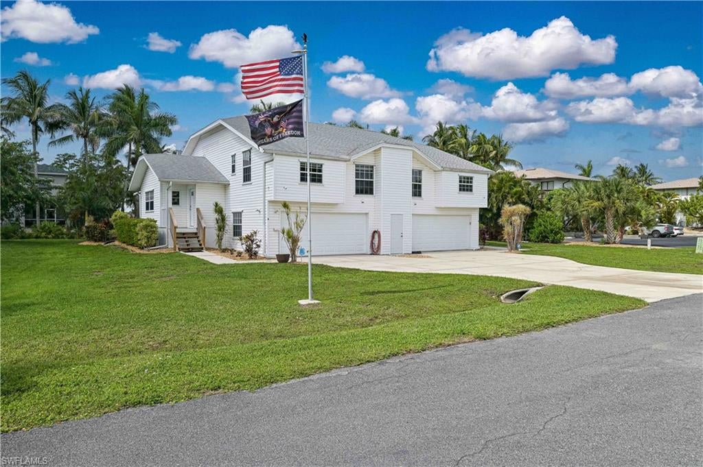 SIESTA PINES - Residential Income