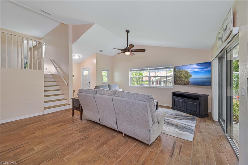 SIESTA PINES - Residential Income