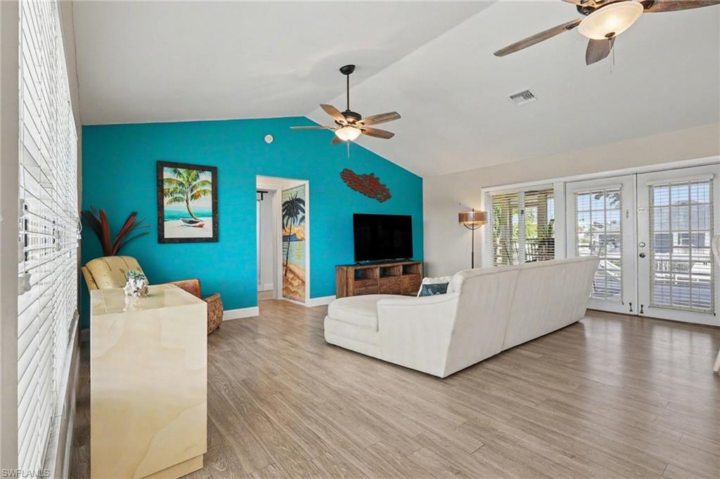 LEDFORD SHORES - Residential