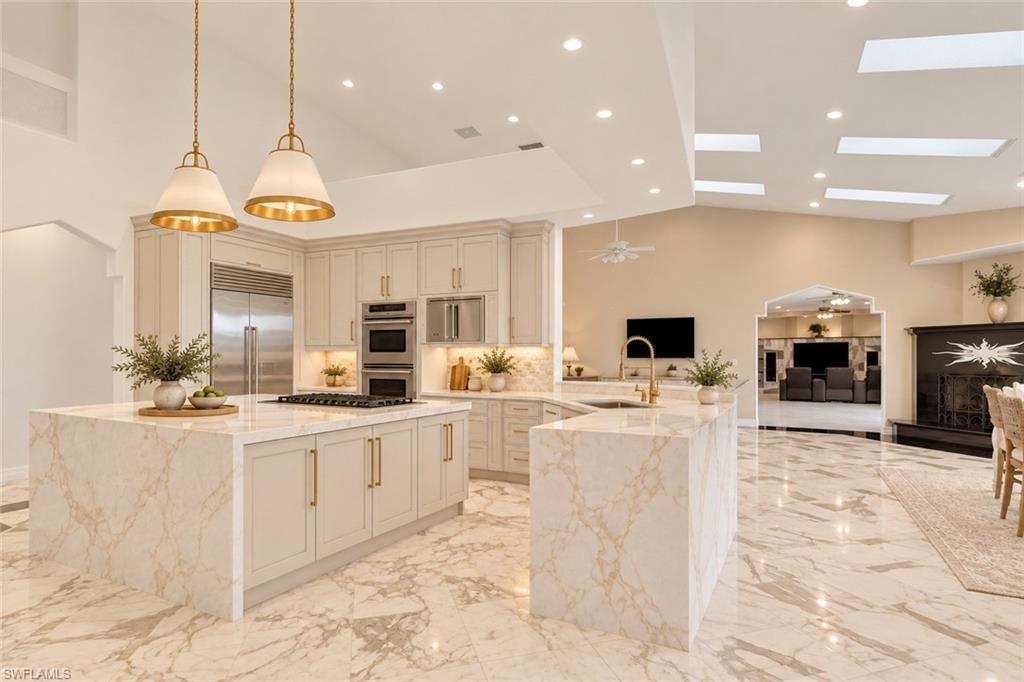 LOGAN WOODS - Residential