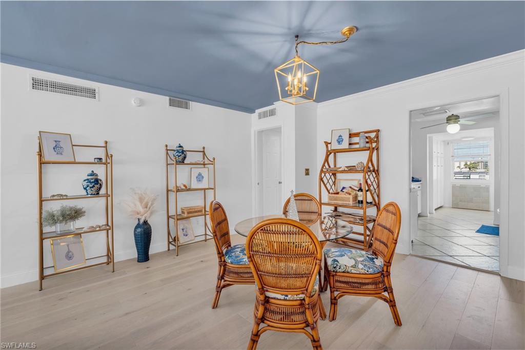 BOULEVARD CLUB - Residential Lease