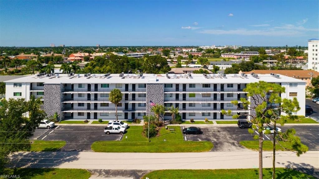 CAPEWAY CONDO - Residential