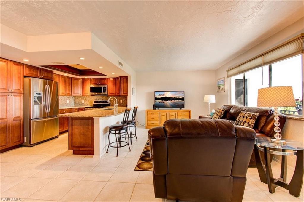 CAPEWAY CONDO - Residential