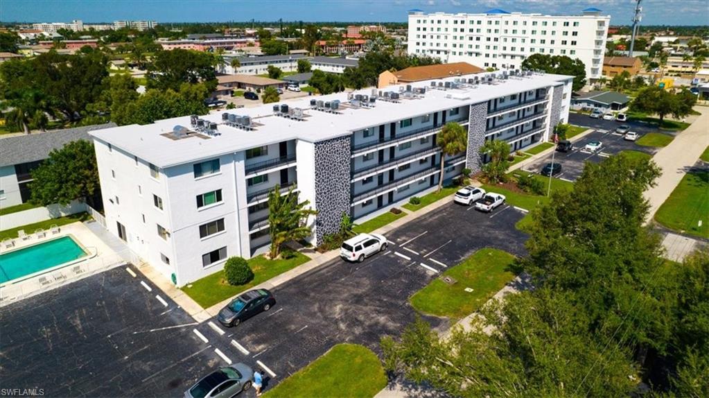 CAPEWAY CONDO - Residential