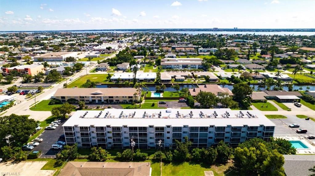 CAPEWAY CONDO - Residential