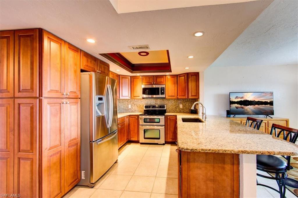 CAPEWAY CONDO - Residential