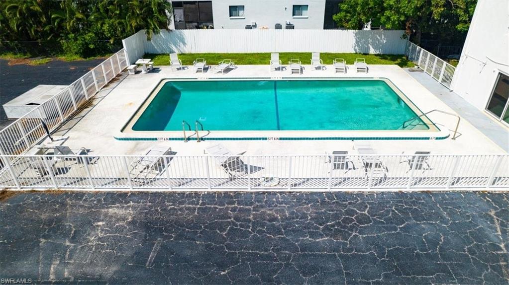 CAPEWAY CONDO - Residential