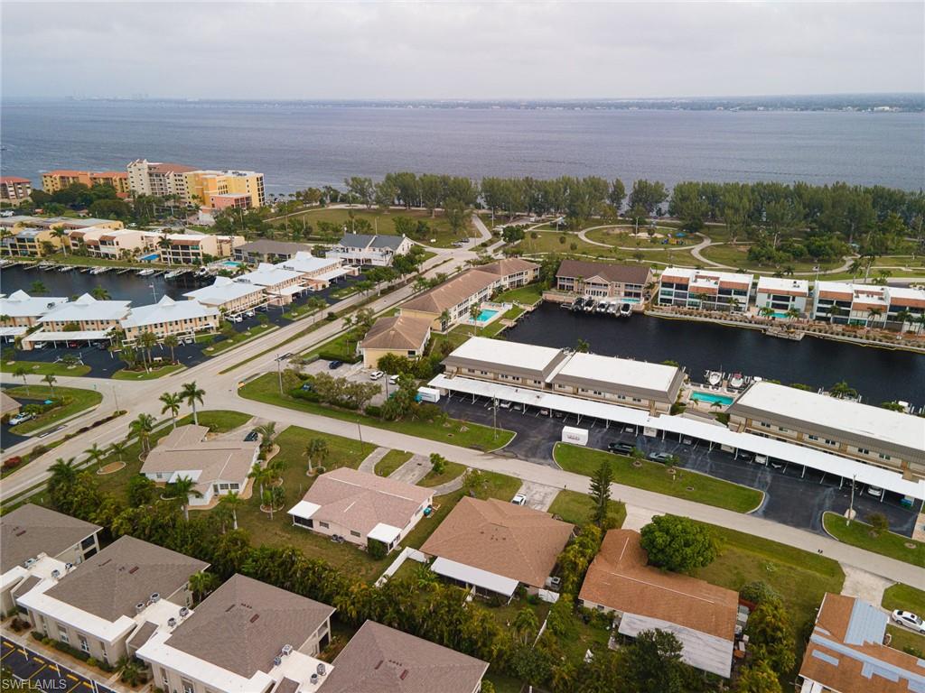 CAPE CORAL - Residential Income