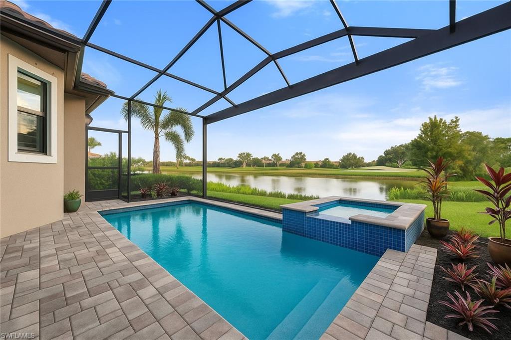 TWIN EAGLES - Residential