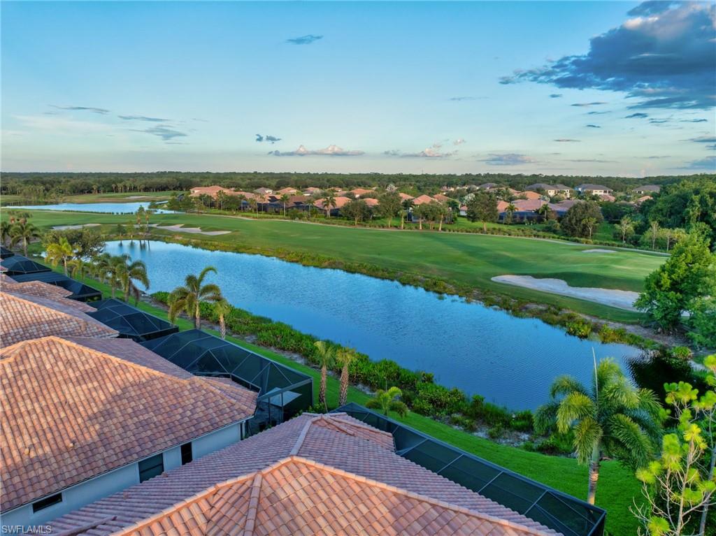TWIN EAGLES - Residential