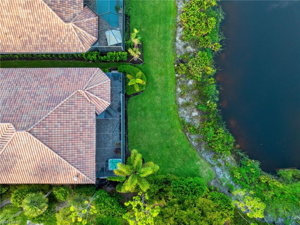 TWIN EAGLES - Residential