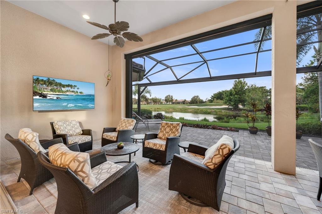 TWIN EAGLES - Residential