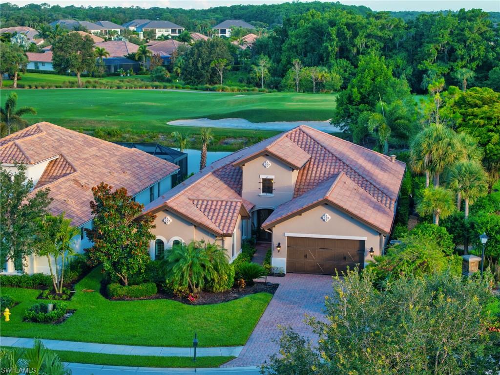 TWIN EAGLES - Residential