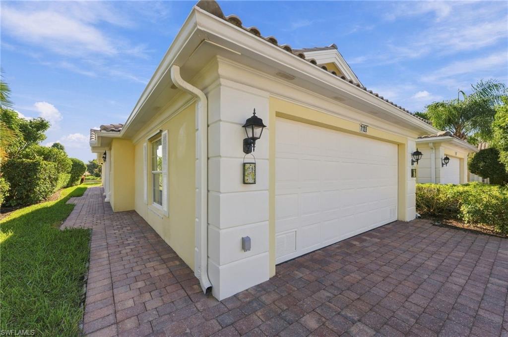 VERONA WALK - Residential
