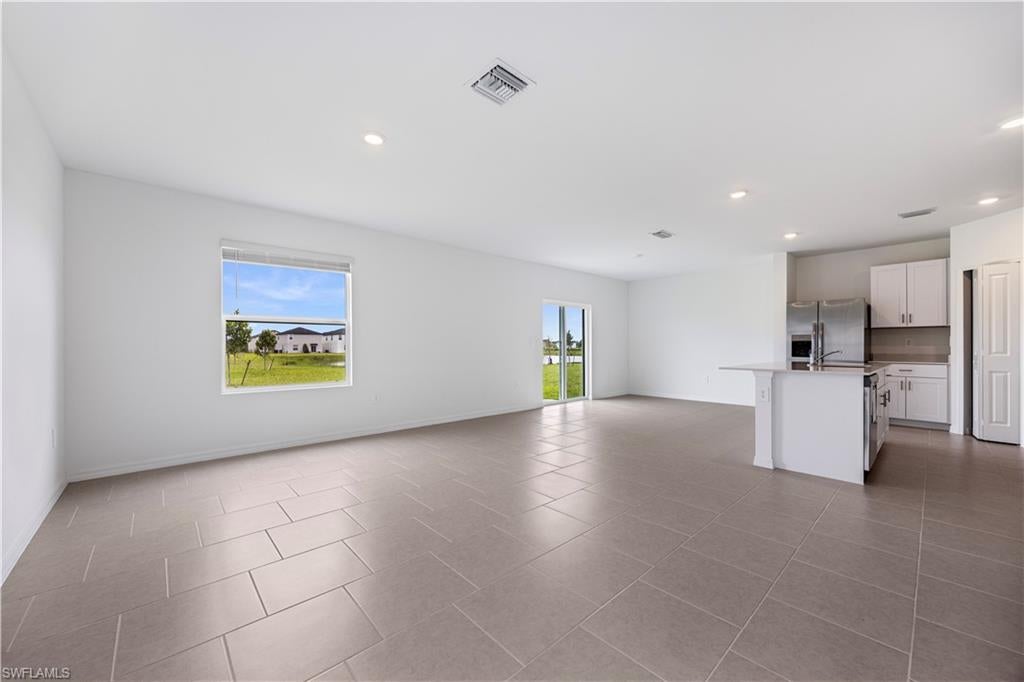 CRANE LANDING - Residential Lease