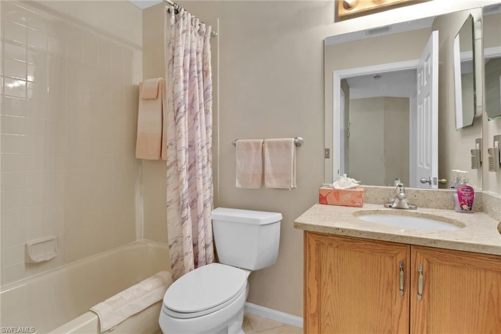 CHATHAM SQUARE - Residential