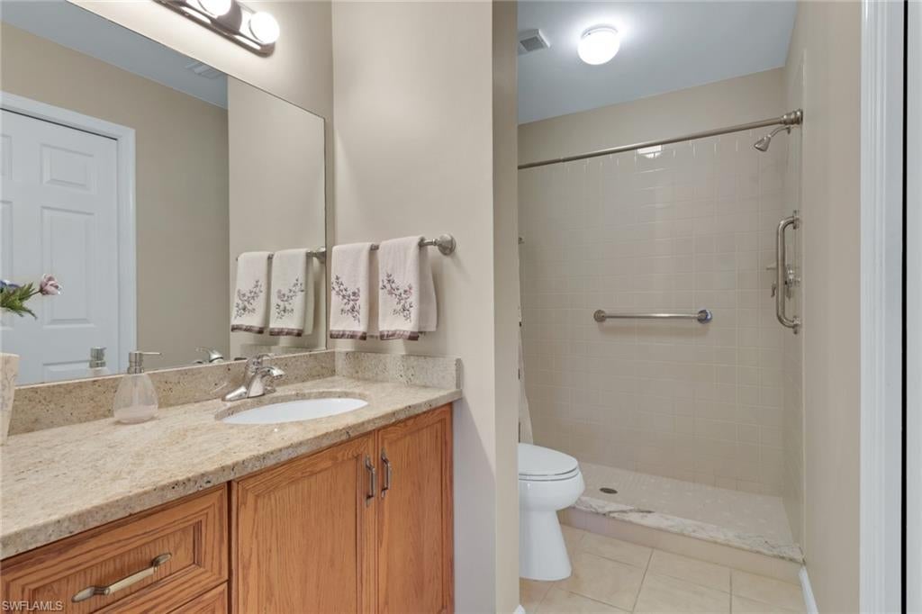CHATHAM SQUARE - Residential